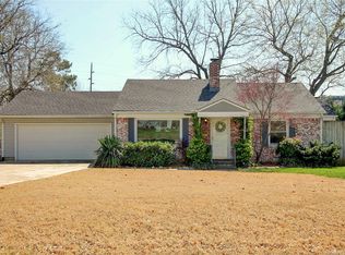 2451 S Gary Pl, Tulsa, OK 74114