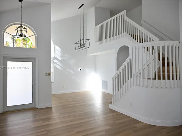 781 NW 155th Ter, Pembroke Pines, FL 33028