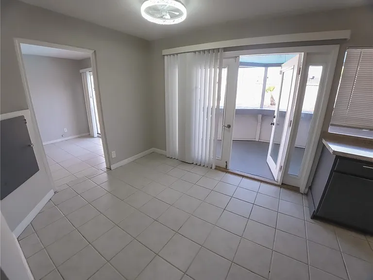 4953 National Ave — Photo 13