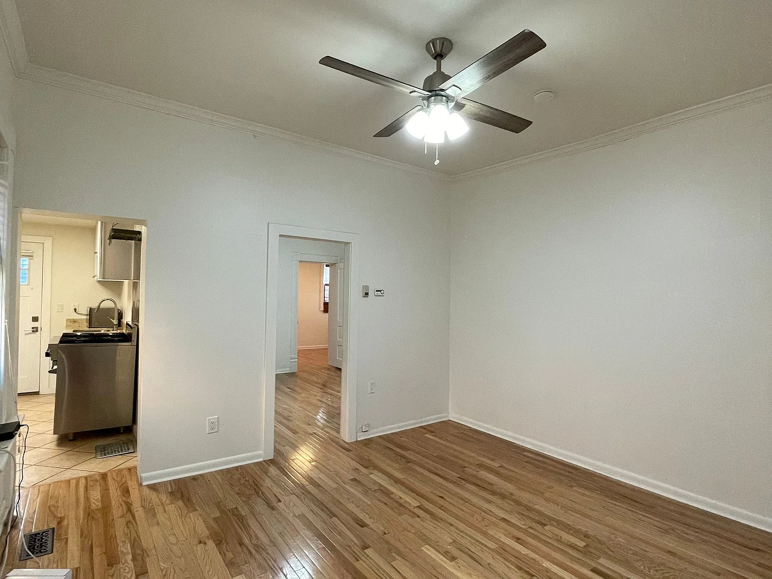 1 bed, 750 sqft, $1,395 — Photo 2