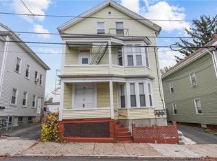 15 Erastus St, Providence, RI 02909