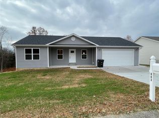 803 Crestview Ln, Perryville, MO 63775