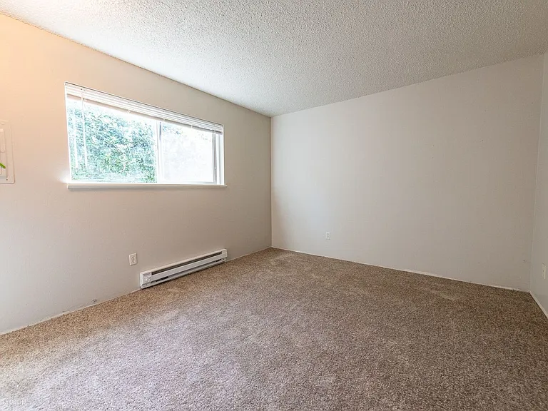 2232 SE Pine St — Photo 31