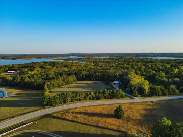 22164 254th Hwy, Wheatland, MO 65779