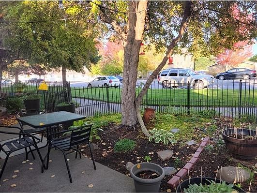 3rd image of 6215 E 6th Ave APT A2