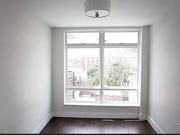 4th image of 690 Bushwick Ave #6C