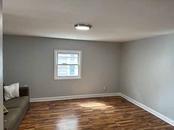 2nd image of 3250 N Albany Ave Unit 2