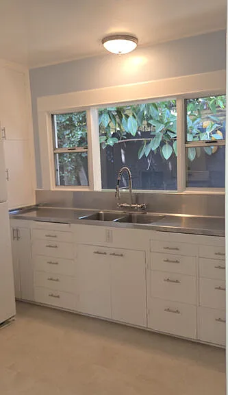 1204 N Hilldale Ave — Photo 12