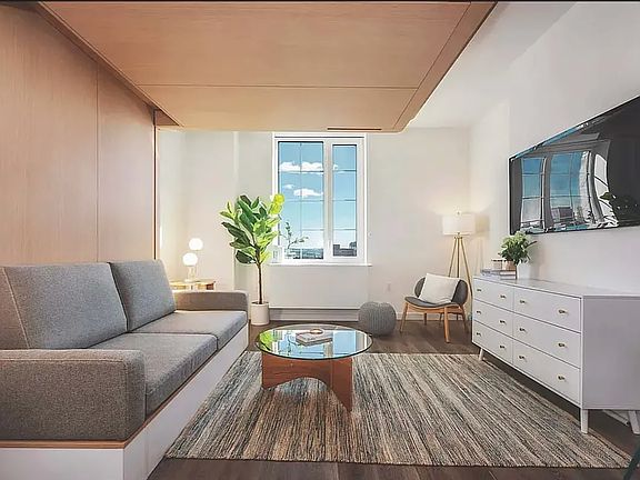 3rd image of 1856 Park Ave #6M