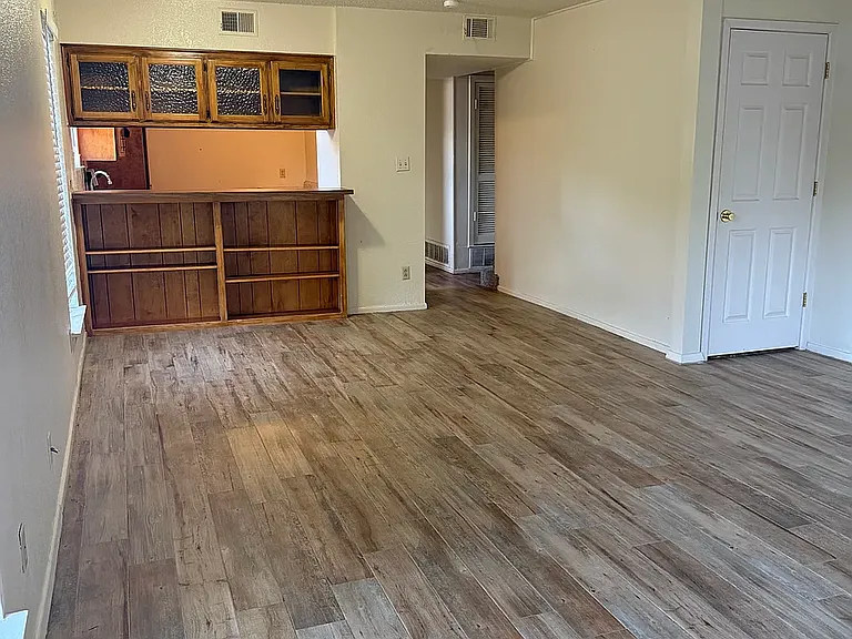 3200 Villa Pl — Photo 12