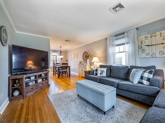 3rd image of 90 Centennial Ave