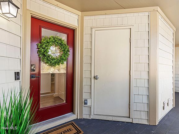 2nd image of 159 Longstreet Drive Apt 203