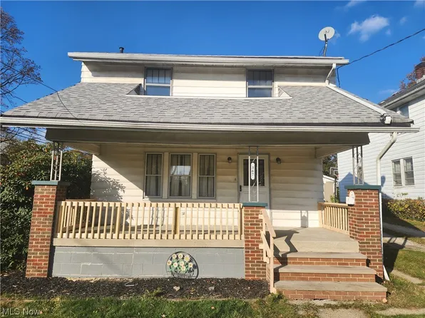 367 E York St, Akron, OH 44310