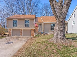 6226 Mullen Rd, Shawnee, KS 66216