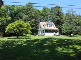 119 Spring Rd, Lords Valley, PA 18428
