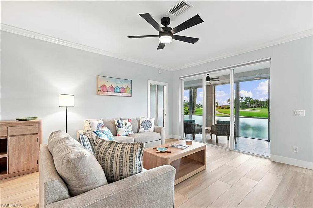 2 bed, 2.0 bath, 1633 sqft, $7,500 — Photo 2