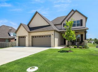 5915 SW Dryden Rd, Bentonville, AR 72713