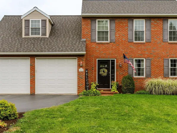 468 Airport Rd, New Holland, PA 17557