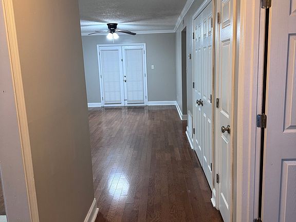 2nd image of 1055 Baxter St APT 504