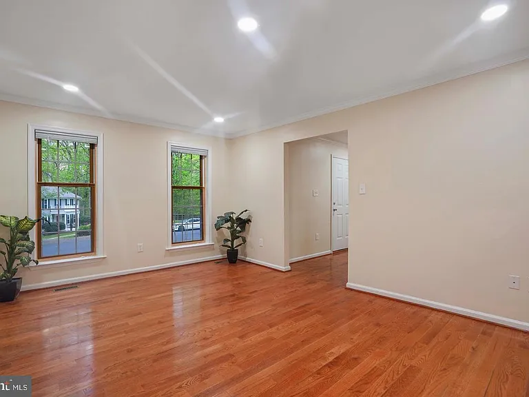 5105 Pheasant Ridge Rd — Photo 7