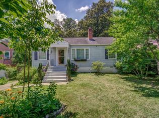 2086 Ben Hill Rd, East Pt, GA 30344