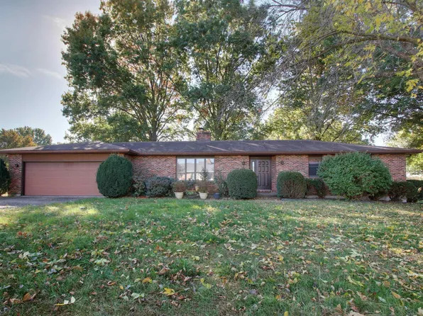 1620 Gayla Dr, Quincy, IL 62305