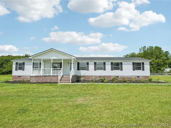 3135 James Dail Rd, Eastover, NC 28312