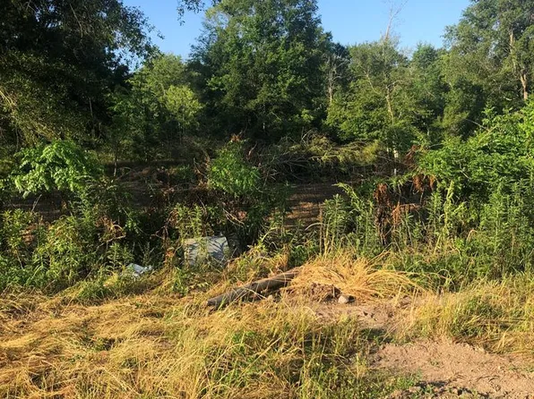 2422 SW Jackson Liberty Dr, Smithdale, MS 39664