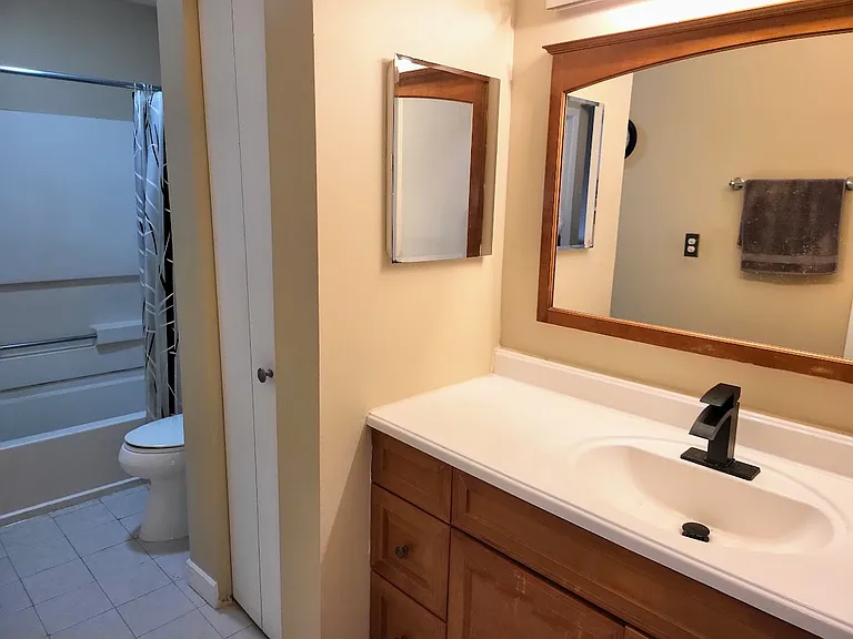 216 Ivy Ct — Photo 12