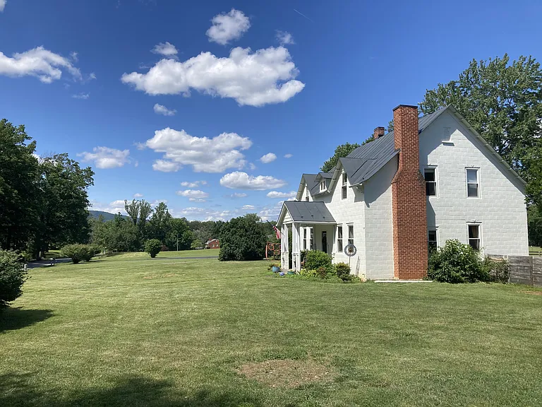 Front yard & main house