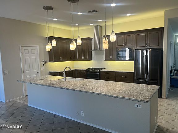 3rd image of 21125 N 107TH Drive