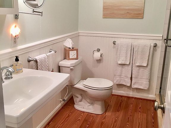 5th image of 38393 Walnut Ln