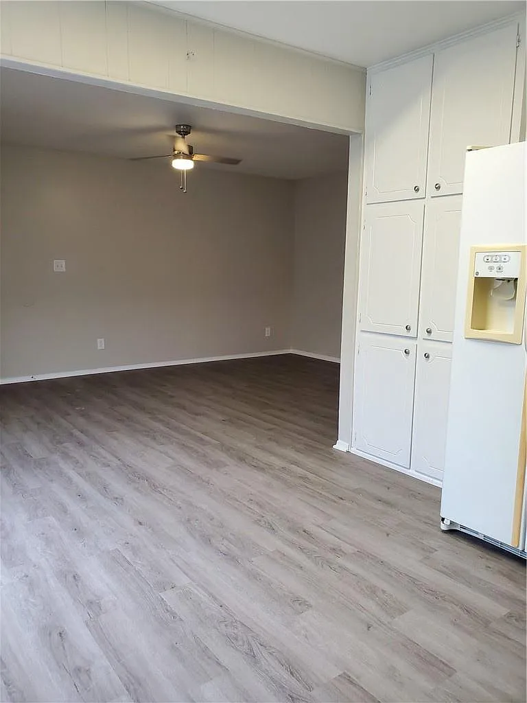 2 bed, 1.0 bath, 600 sqft, $800 — Photo 2