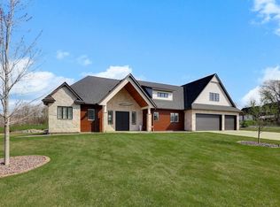 2580 Woodcliffe Trl, Hastings, MN 55033