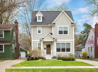 914 Edgewood Dr, Royal Oak, MI