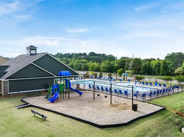 1780 Goodwin Cir, Hampton, GA 30228