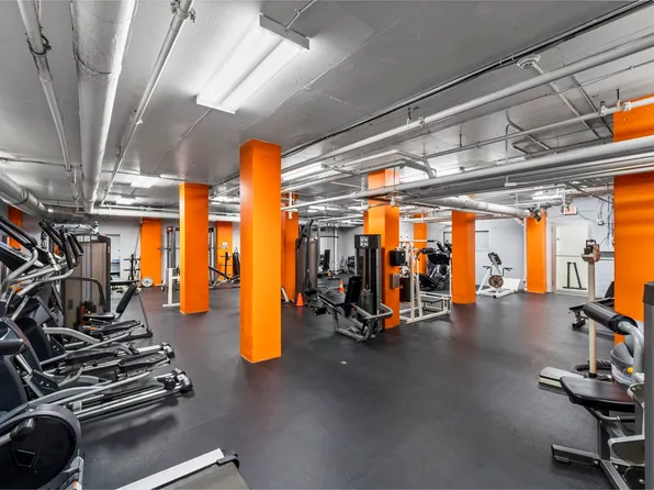 225 Saint Pauls Avenue image 20 of 30