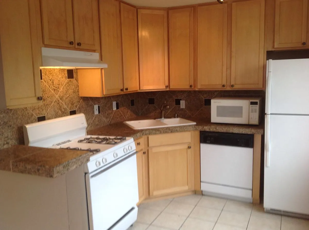 2320 S University Boulevard — Photo 3