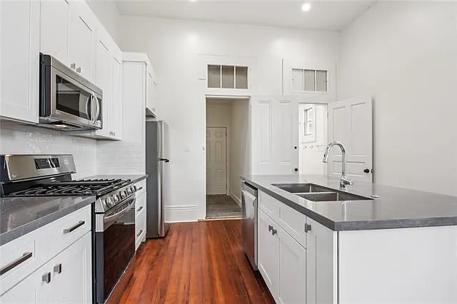 3618 Baronne St — Photo 8