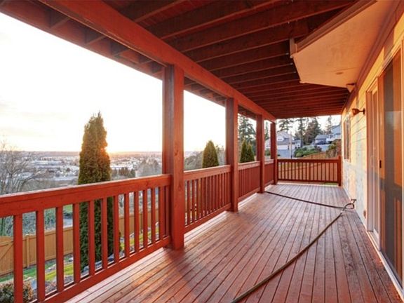 2nd image of 1116 67th Avenue Ct E