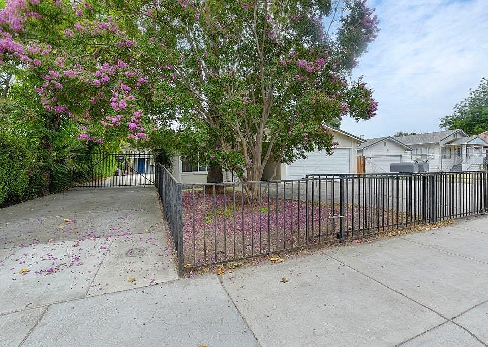1st image of 230 W El Camino Ave