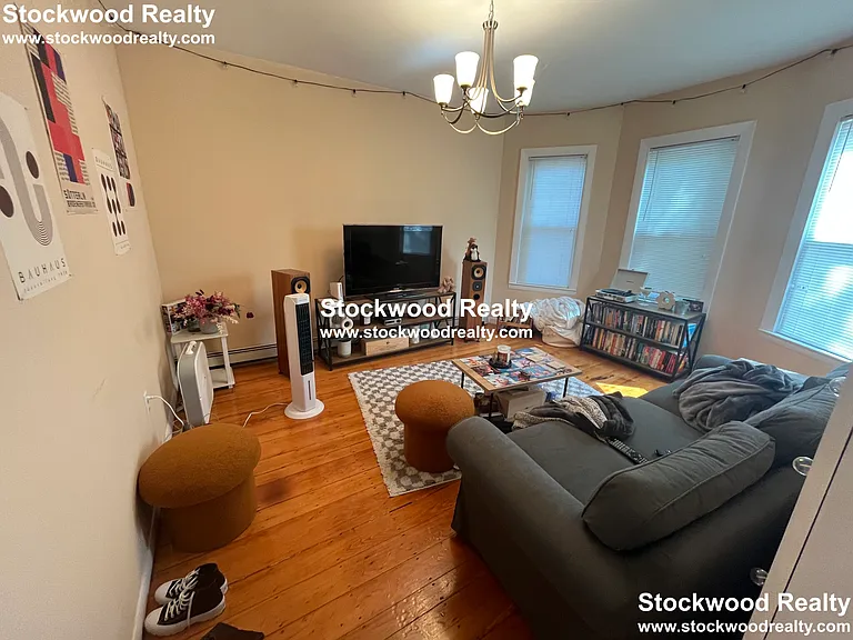 41 Howell St #2 — Photo 16