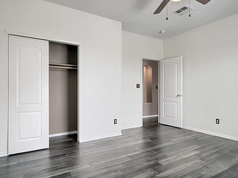 11571 Plautus Ct — Photo 22