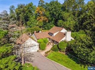 350 Pine Ln, Haworth, NJ 07641