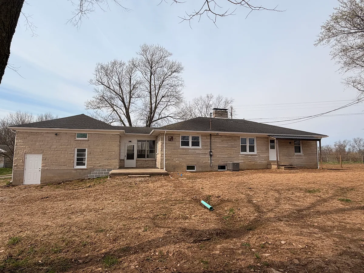 Building Photo - 1104 Ruddles Mill Rd