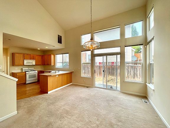 5th image of 15026 NE 8th Pl