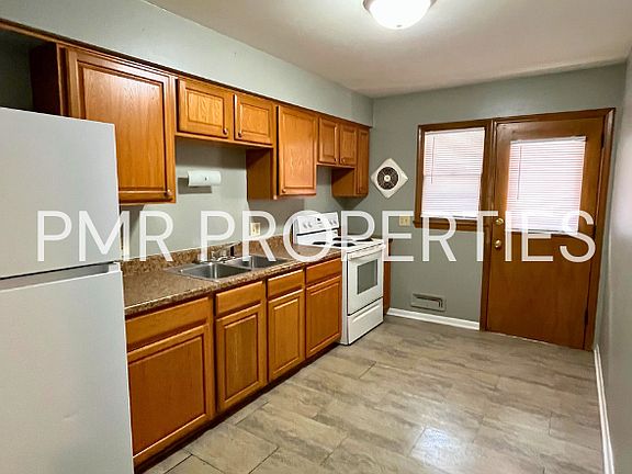 2nd image of 4524 Bedford Ave APT 5