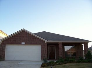 8924 Wagon Trl, Aubrey, TX 76227