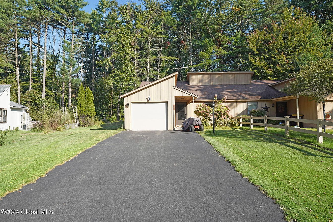 1st image of 77 Snowberry Road