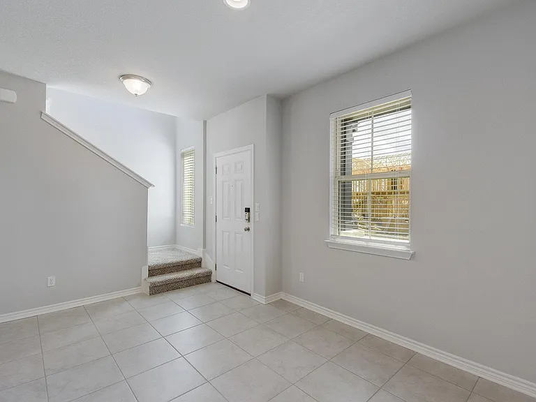 1661 Yaupon Grove Ln — Photo 6
